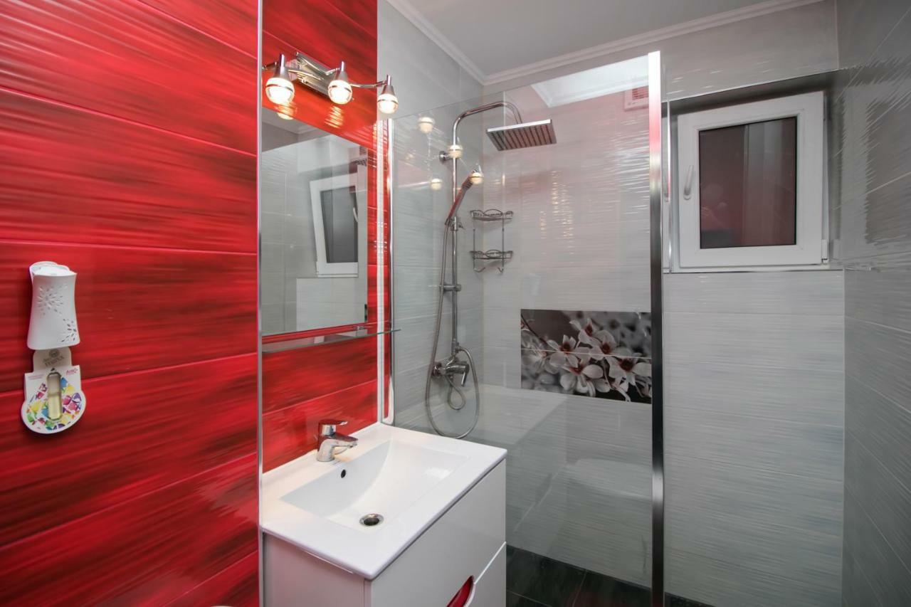 Apartament 2 Camere Bukarest Eksteriør billede